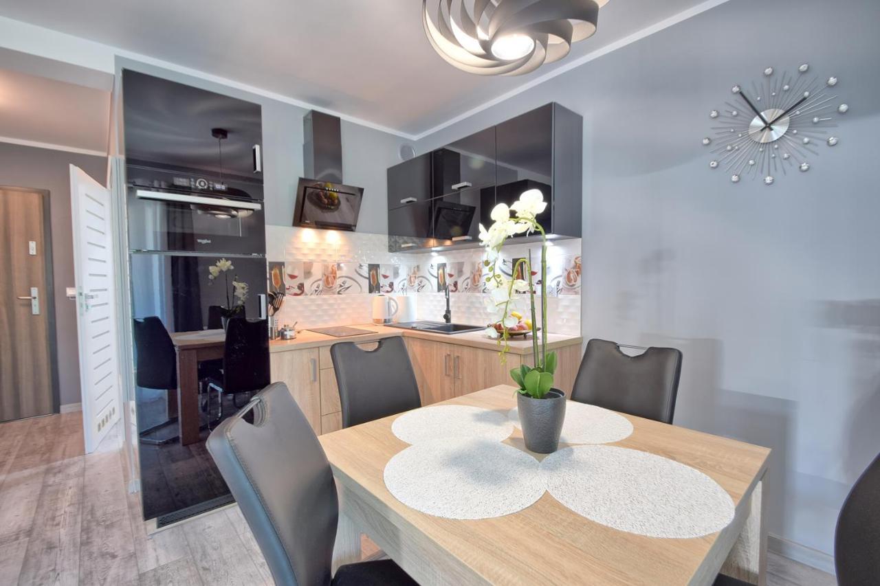 Sea-View Apartamenty Kolorowe Balkony Miedzyzdroje Kültér fotó